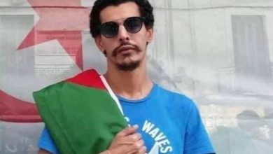 Photo of منح عائلة المرحوم جمال عقد ملكية المنزل و تسمية الساحة باسمه