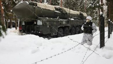 Photo of بانتظار النتائج الدبلوماسية تجري روسيا مناورات بقواتها الاستراتيجية باطلاق صواريخ باليستية وسفن كروز.